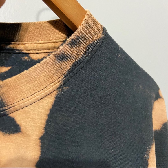 ACDC Graphic Band Bleach Reverse Tie Dye Vintage Band Tee A - Picture 4 of 6